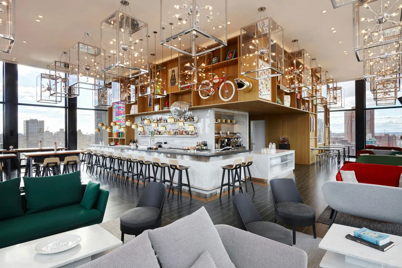 citizenM New York Bowery — rooms and atmosphere