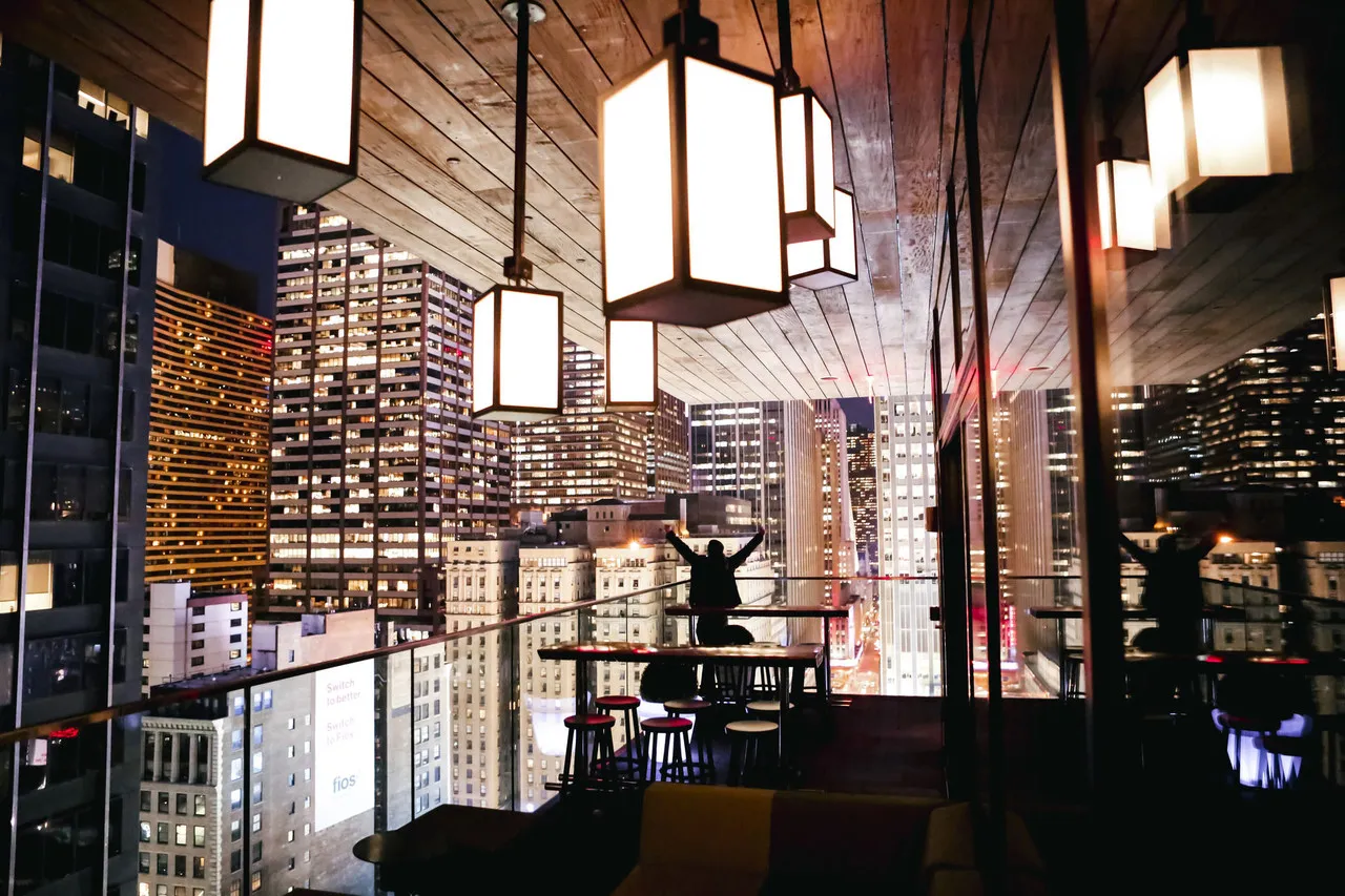 CitizenM New York Times Square — ภาพห้องพักและบรรยากาศ