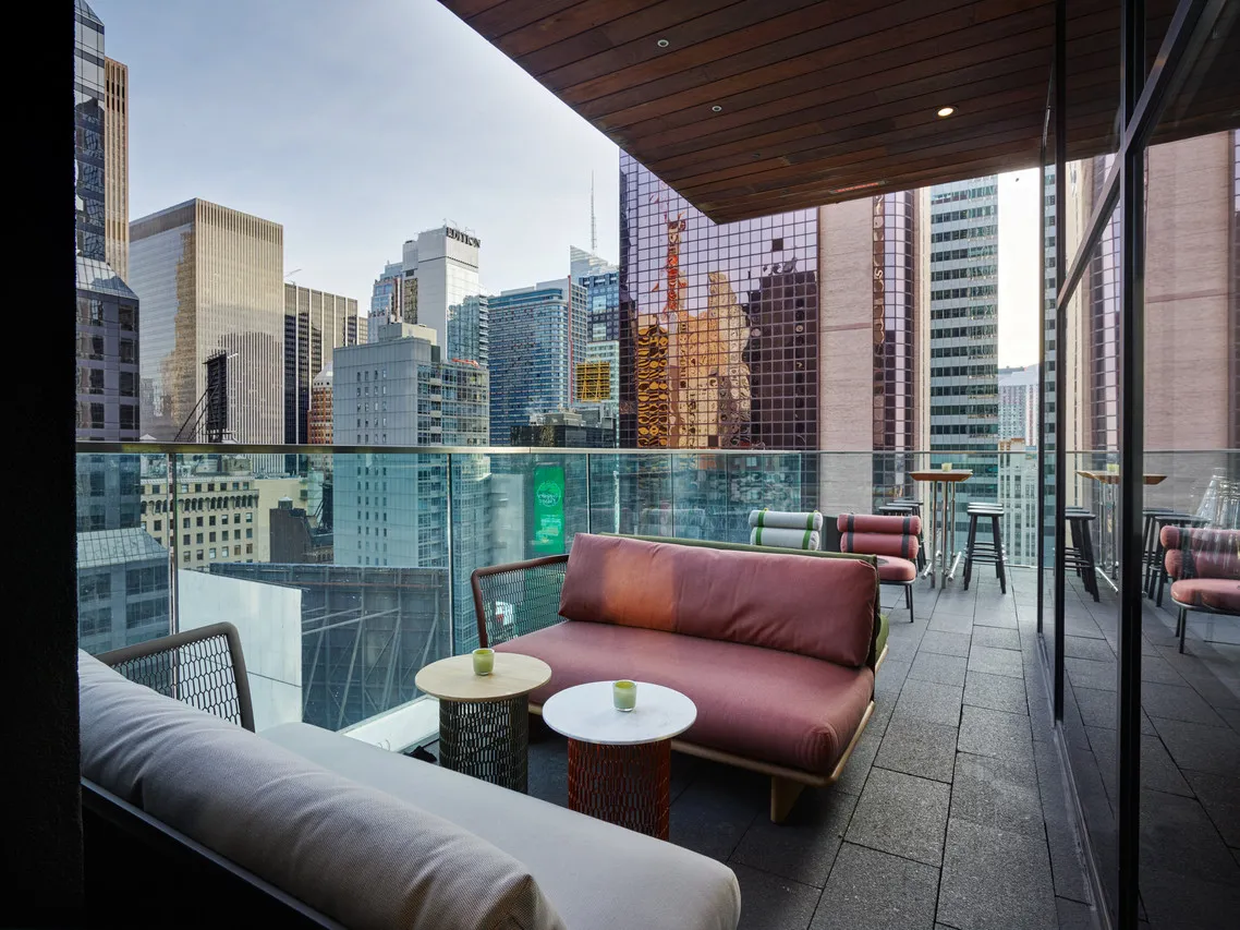 CitizenM New York Times Square — ภาพห้องพักและบรรยากาศ