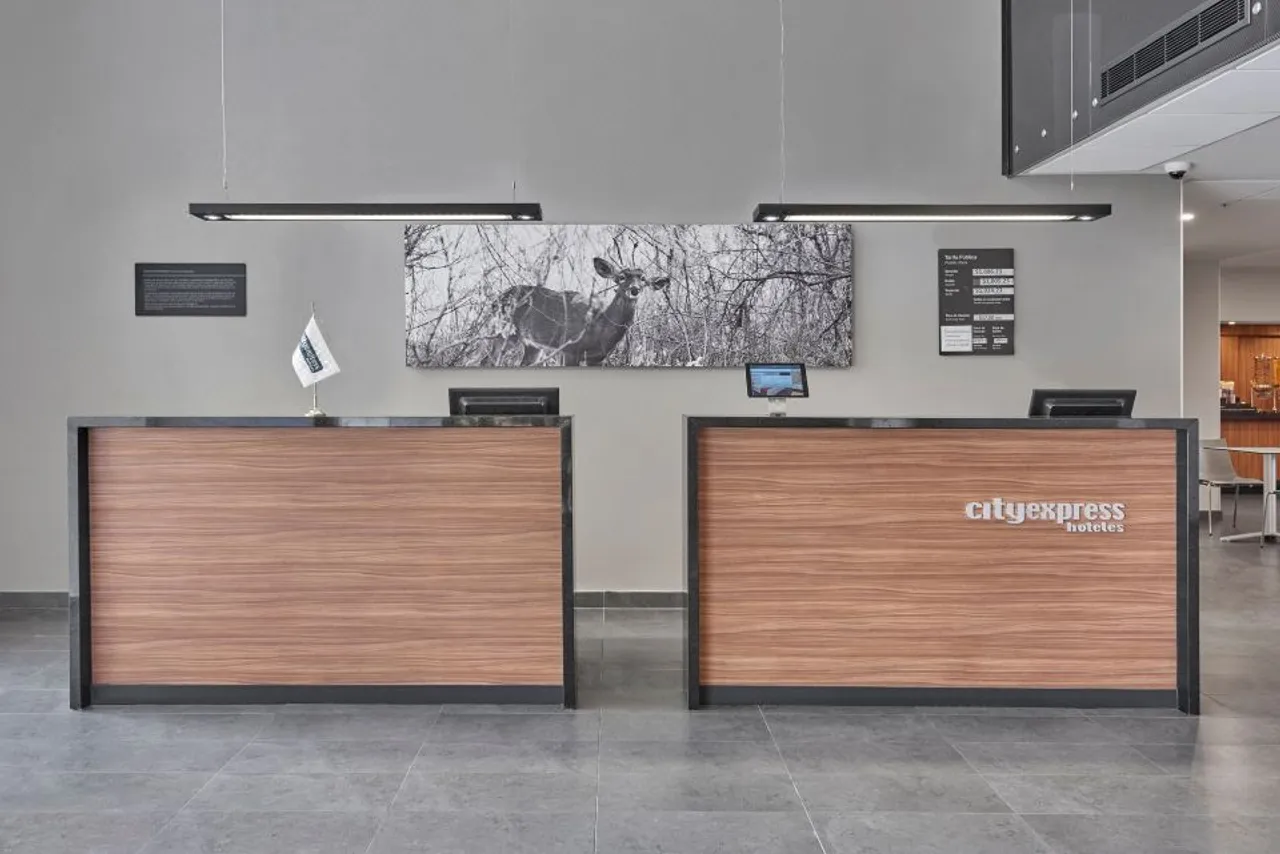 City Express by Marriott Monterrey Lindavista — rooms and atmosphere
