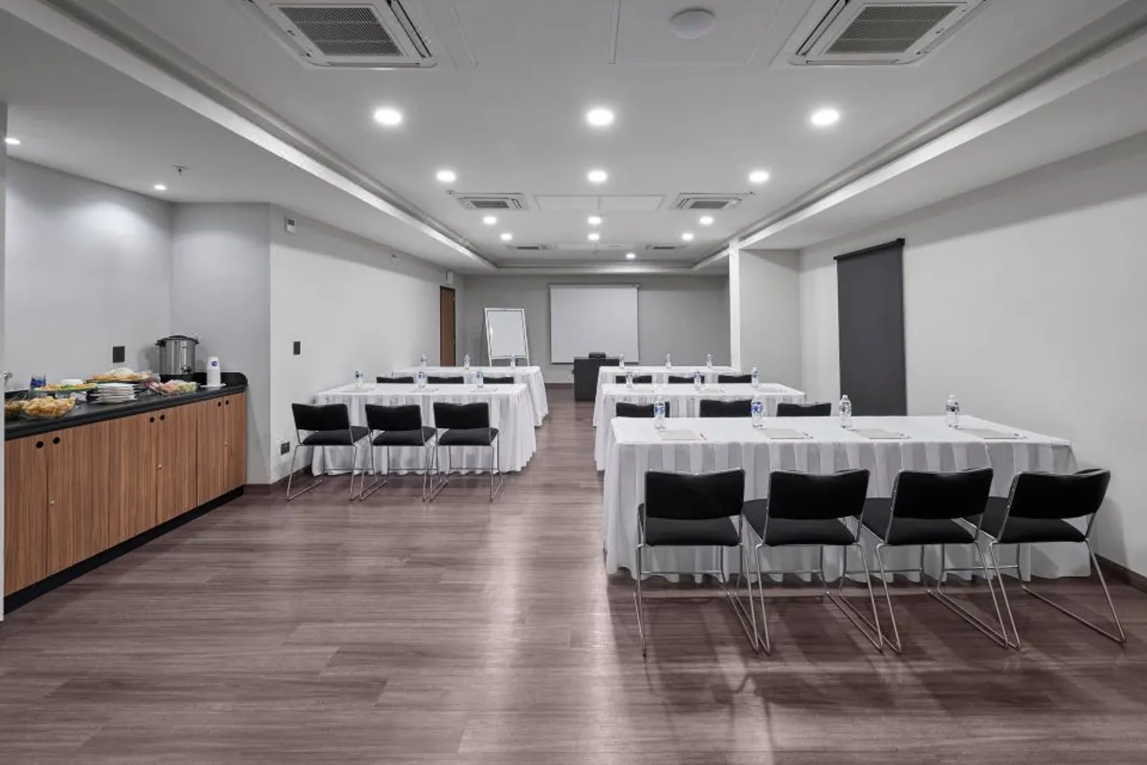 City Express by Marriott Monterrey Lindavista — rooms and atmosphere