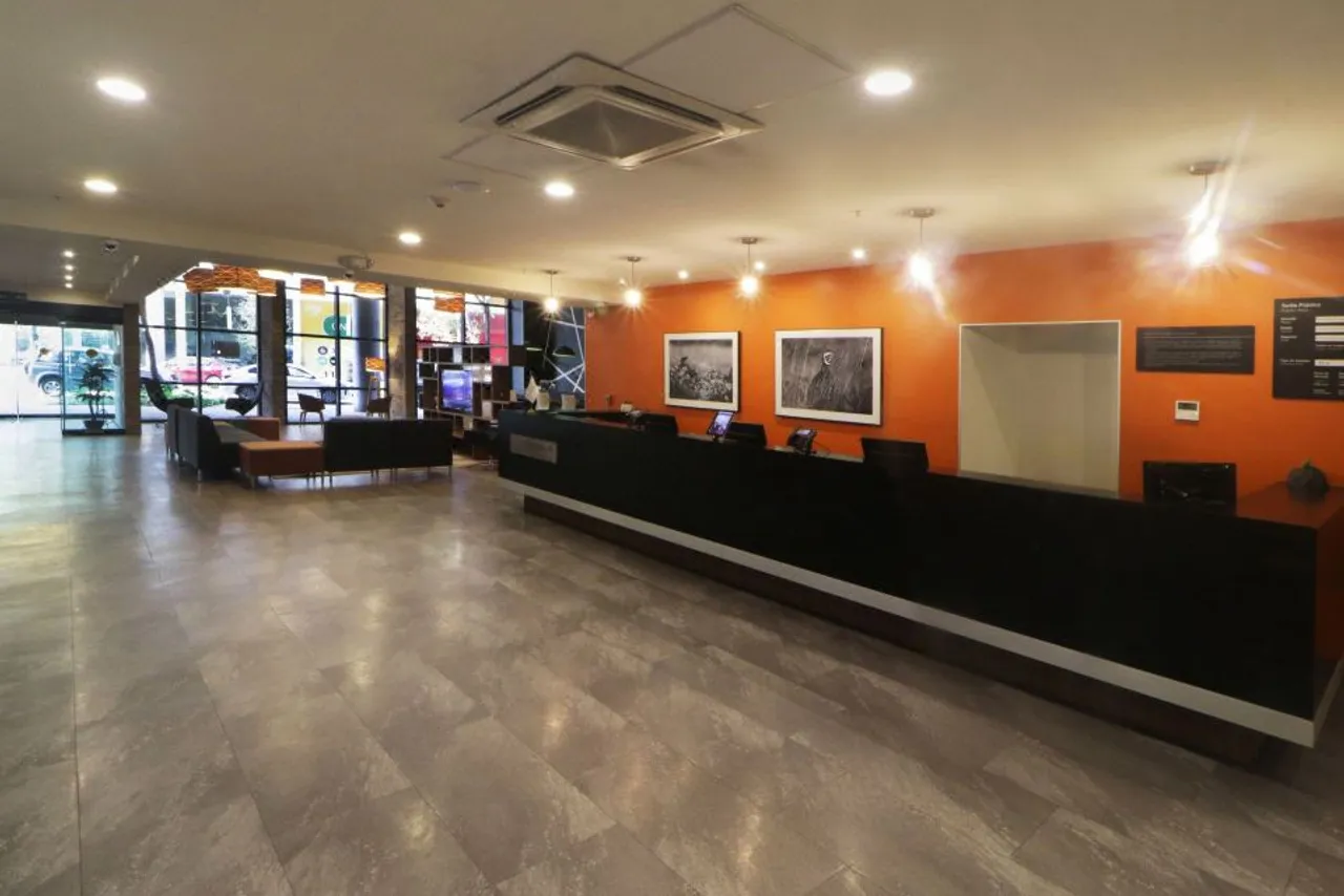 City Express Plus by Marriott Monterrey Nuevo Sur — rooms and atmosphere
