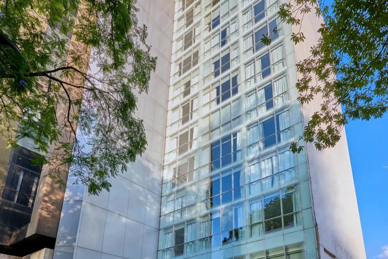City Express Plus by Marriott Reforma El Angel — rooms and atmosphere