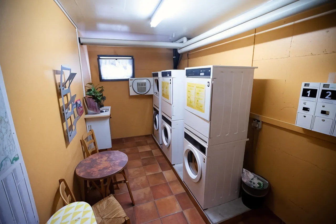 City Hostel Geneva — rooms and atmosphere