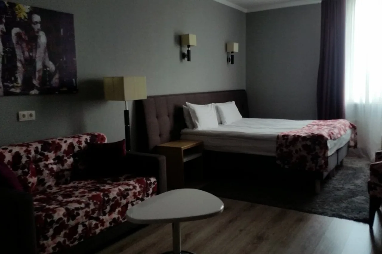 City Park Hotel — rooms and atmosphere