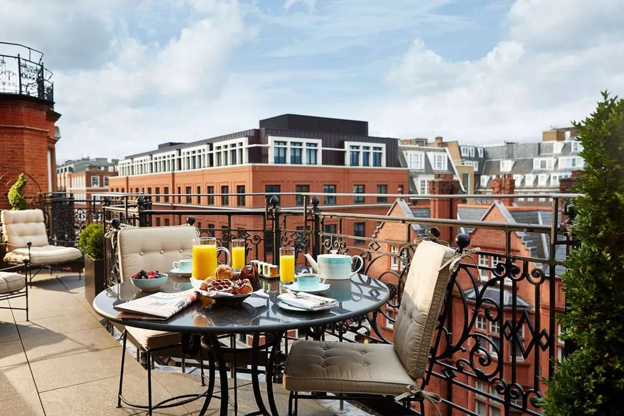 Claridge's — ภาพห้องพักและบรรยากาศ
