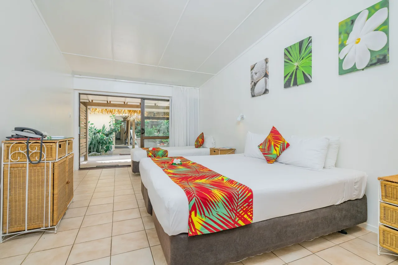 Club Raro Resort (Adults Only) — rooms and atmosphere