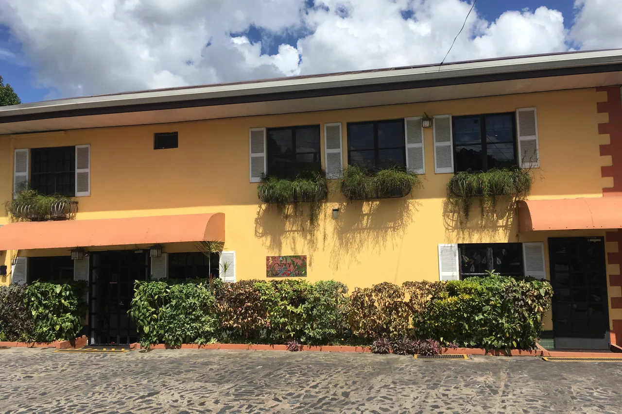 Coblentz Inn Boutique Hotel — rooms and atmosphere