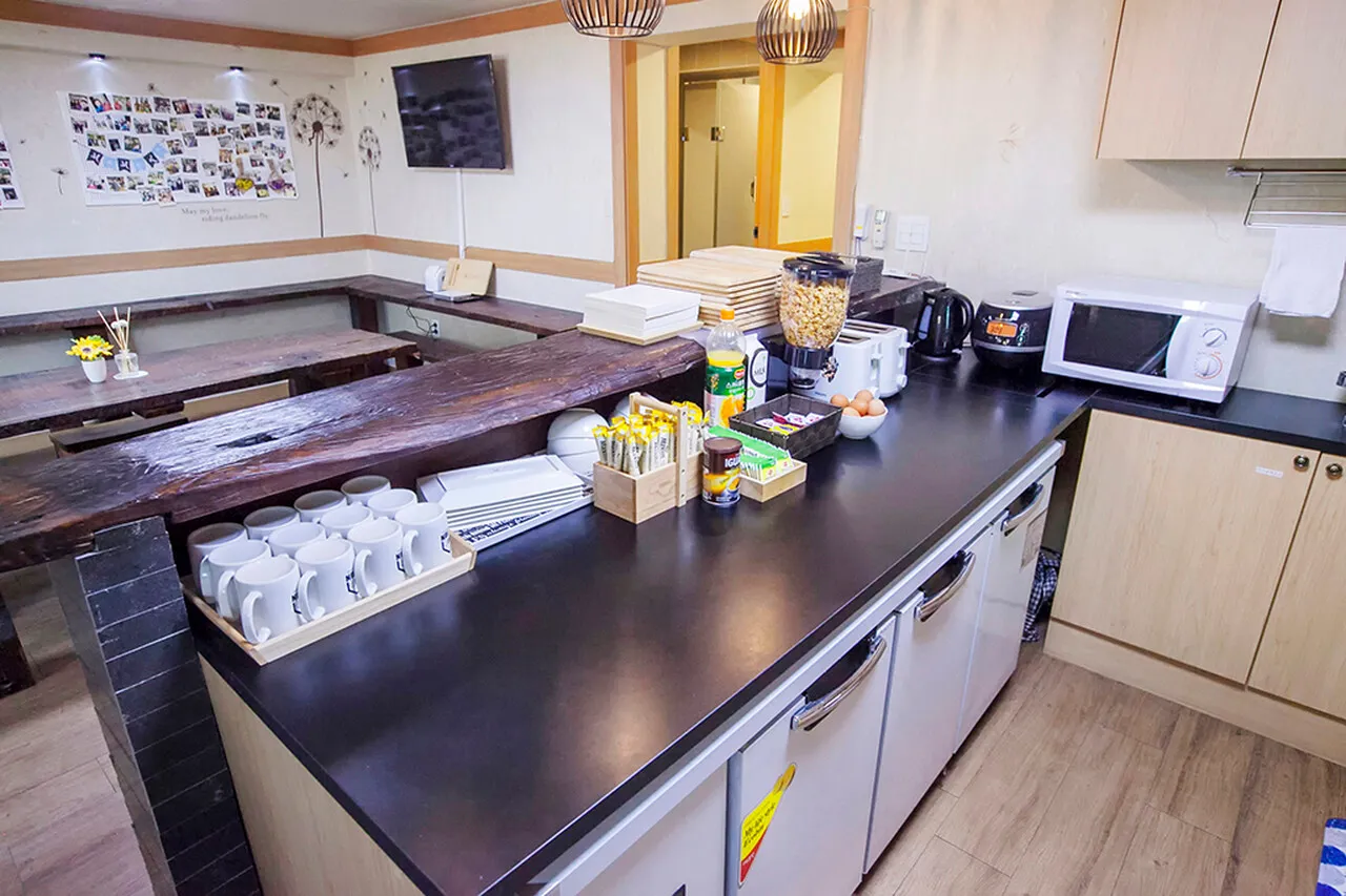 Cocoa Guesthouse — rooms and atmosphere