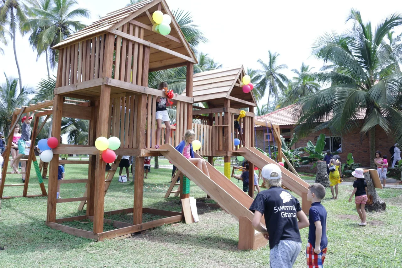 Coconut Grove Beach Resort — ภาพห้องพักและบรรยากาศ