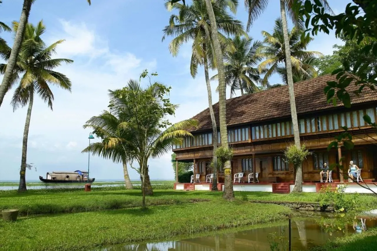 Coconut Lagoon - A CGH Earth Experience — rooms and atmosphere