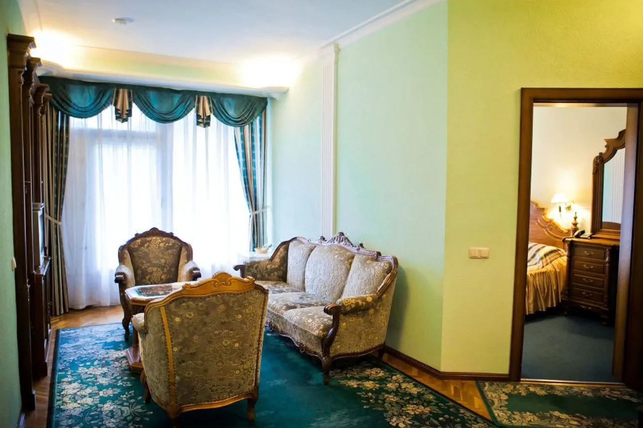 Codru Hotel — rooms and atmosphere
