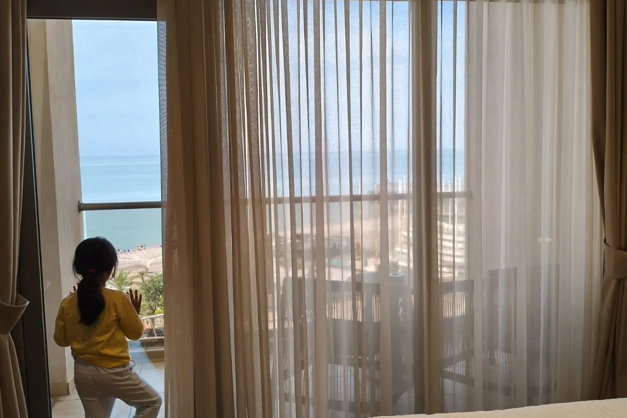 Colosseum Marina Hotel — rooms and atmosphere