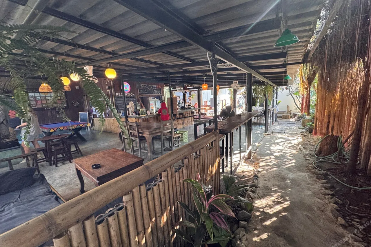 Common Grounds Pai — rooms and atmosphere