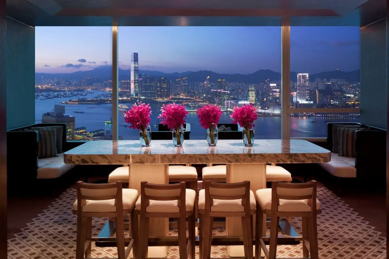Conrad Hong Kong — rooms and atmosphere