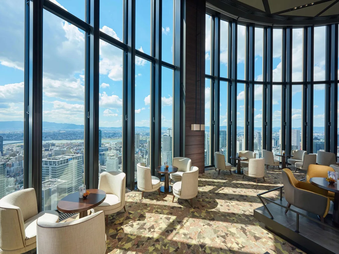Conrad Osaka — rooms and atmosphere
