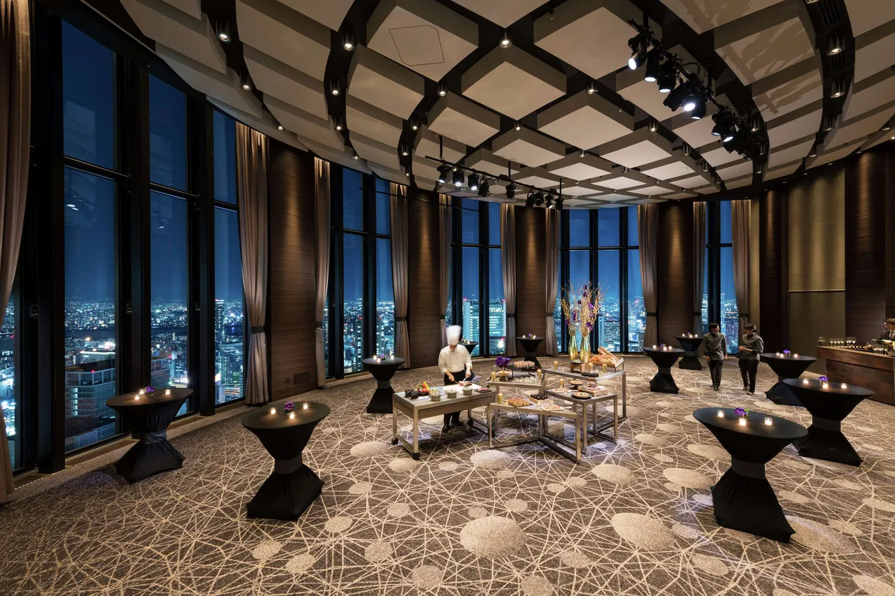 Conrad Osaka — rooms and atmosphere