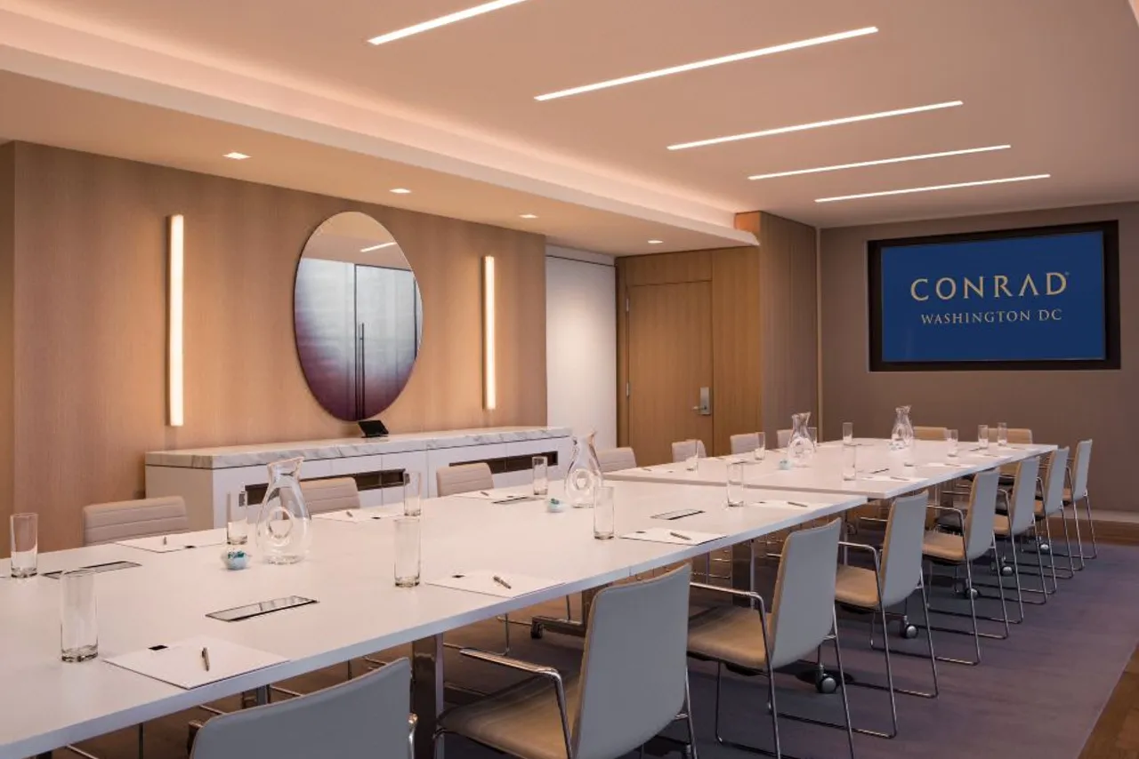 Conrad Washington, DC — rooms and atmosphere