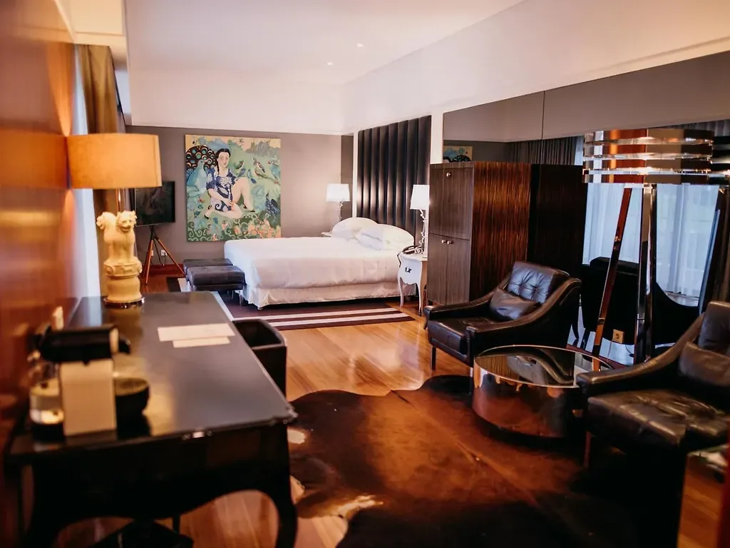 Convento do Espinheiro, Historic Hotel & Spa — ภาพห้องพักและบรรยากาศ