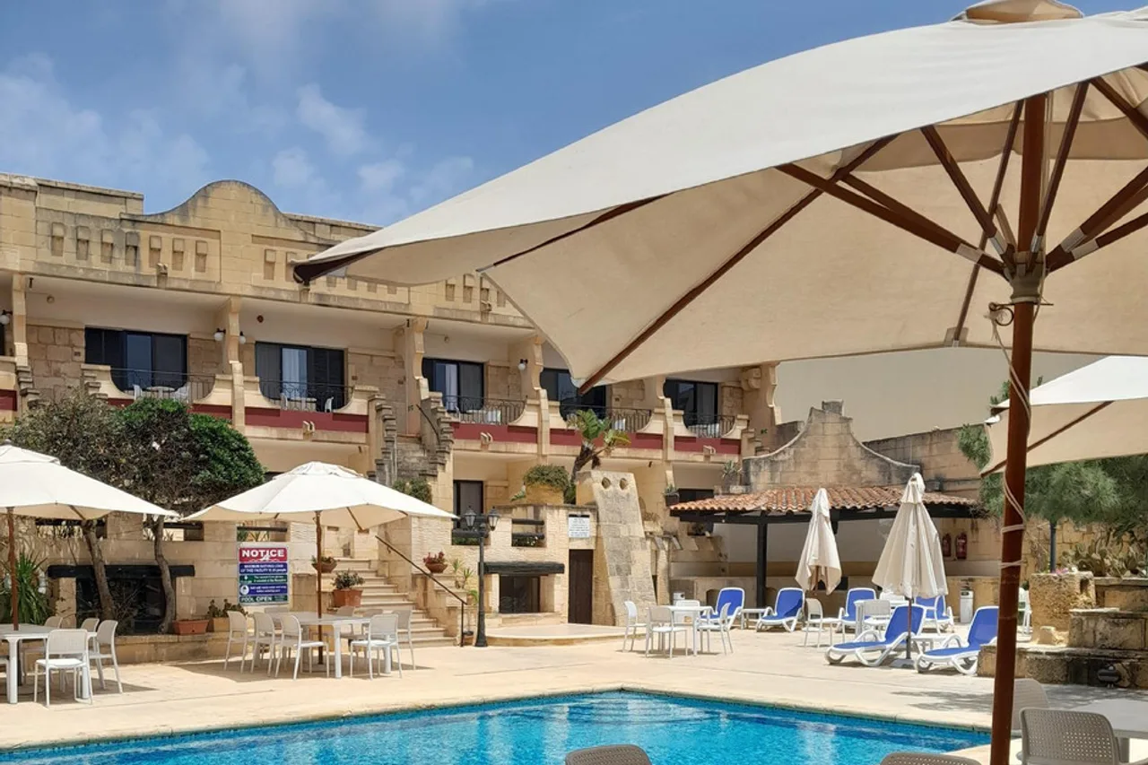 Cornucopia Hotel — ภาพห้องพักและบรรยากาศ