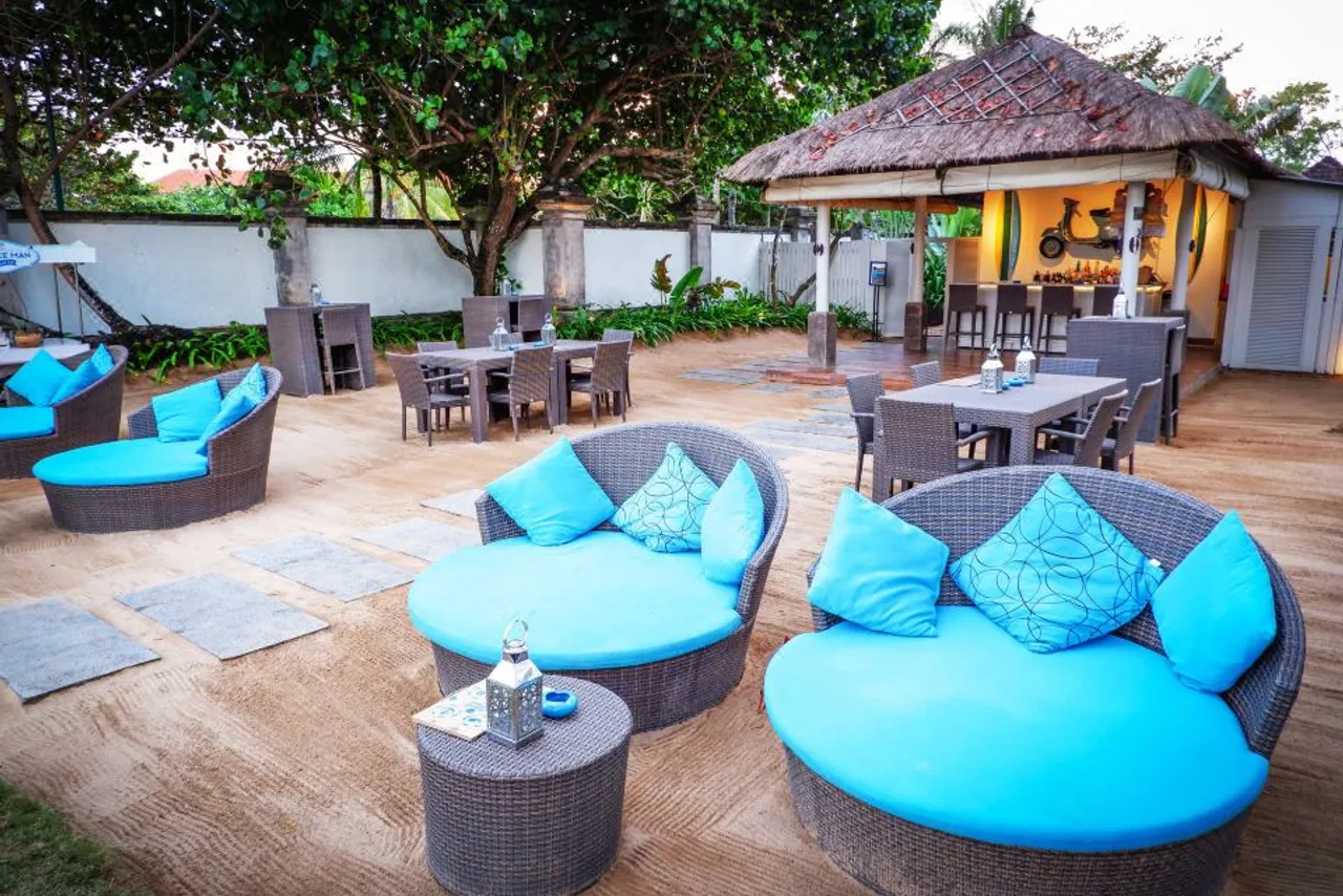 Courtyard by Marriott Bali Nusa Dua Resort — rooms and atmosphere