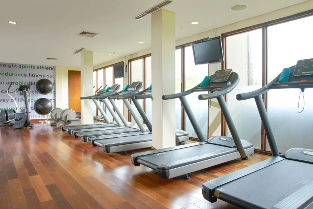 Courtyard by Marriott Bali Nusa Dua Resort — rooms and atmosphere
