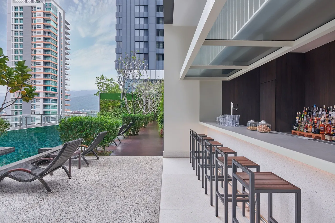 Courtyard by Marriott Penang — rooms and atmosphere