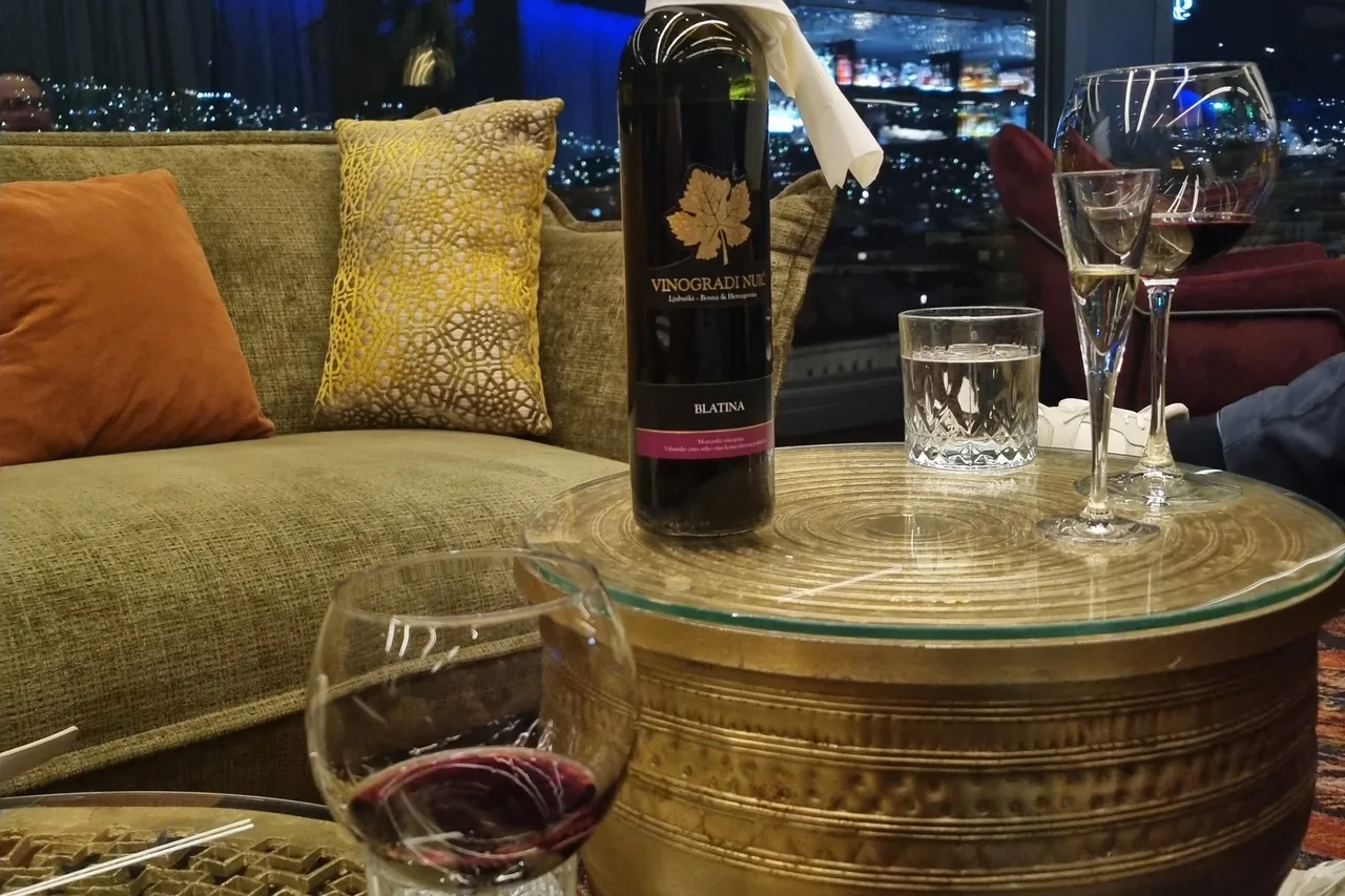 Courtyard by Marriott Sarajevo — rooms and atmosphere