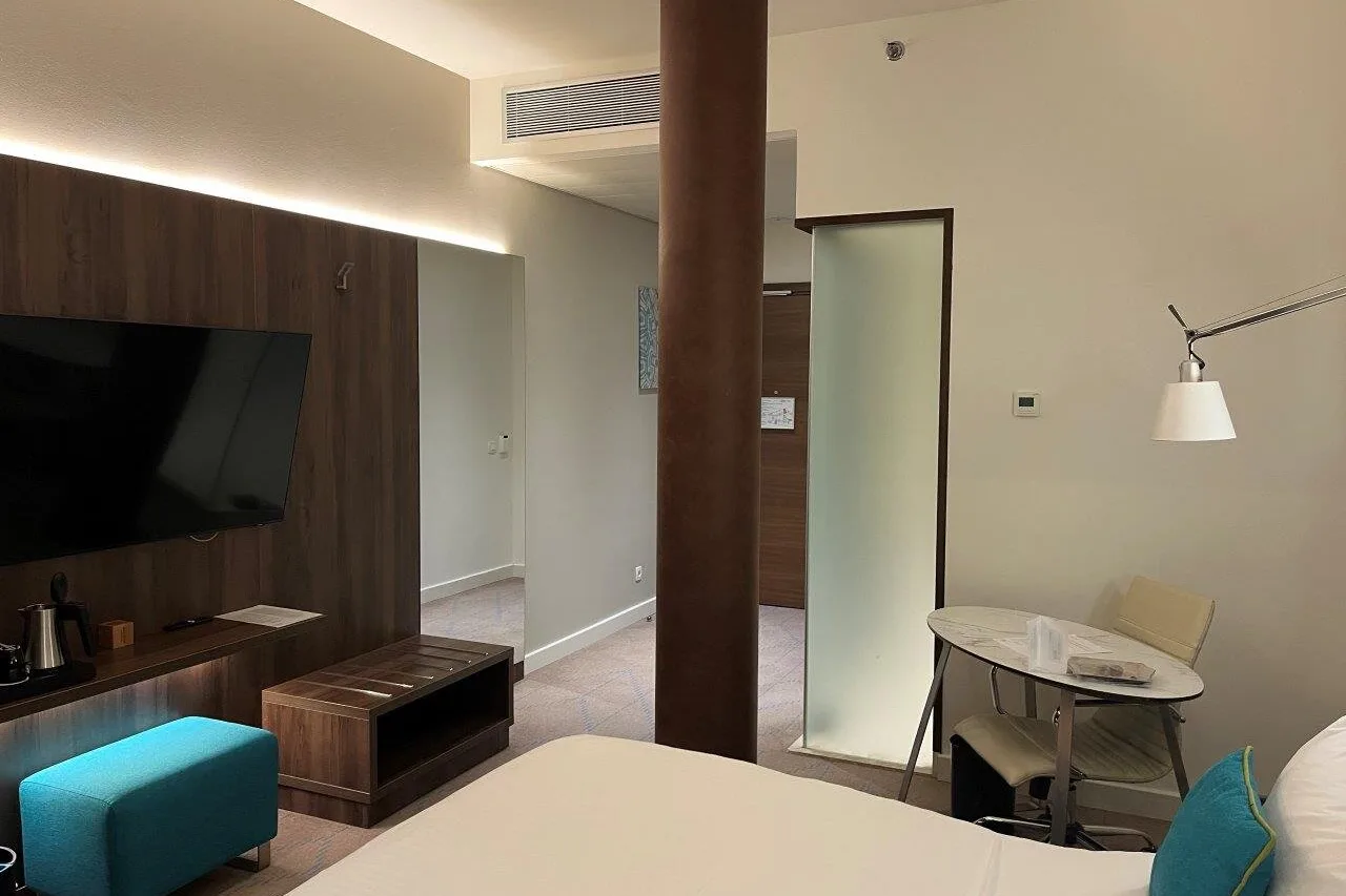 Courtyard by Marriott Sarajevo — rooms and atmosphere