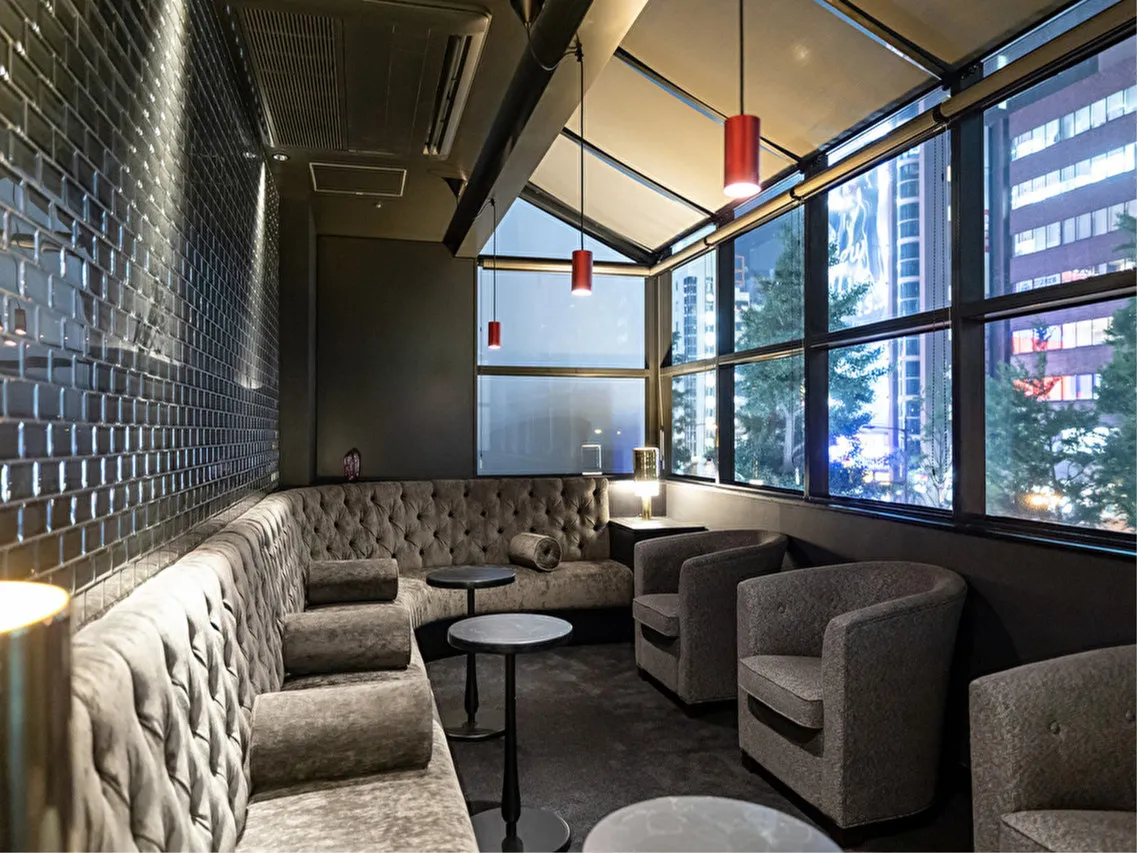 Cross Hotel Osaka — rooms and atmosphere