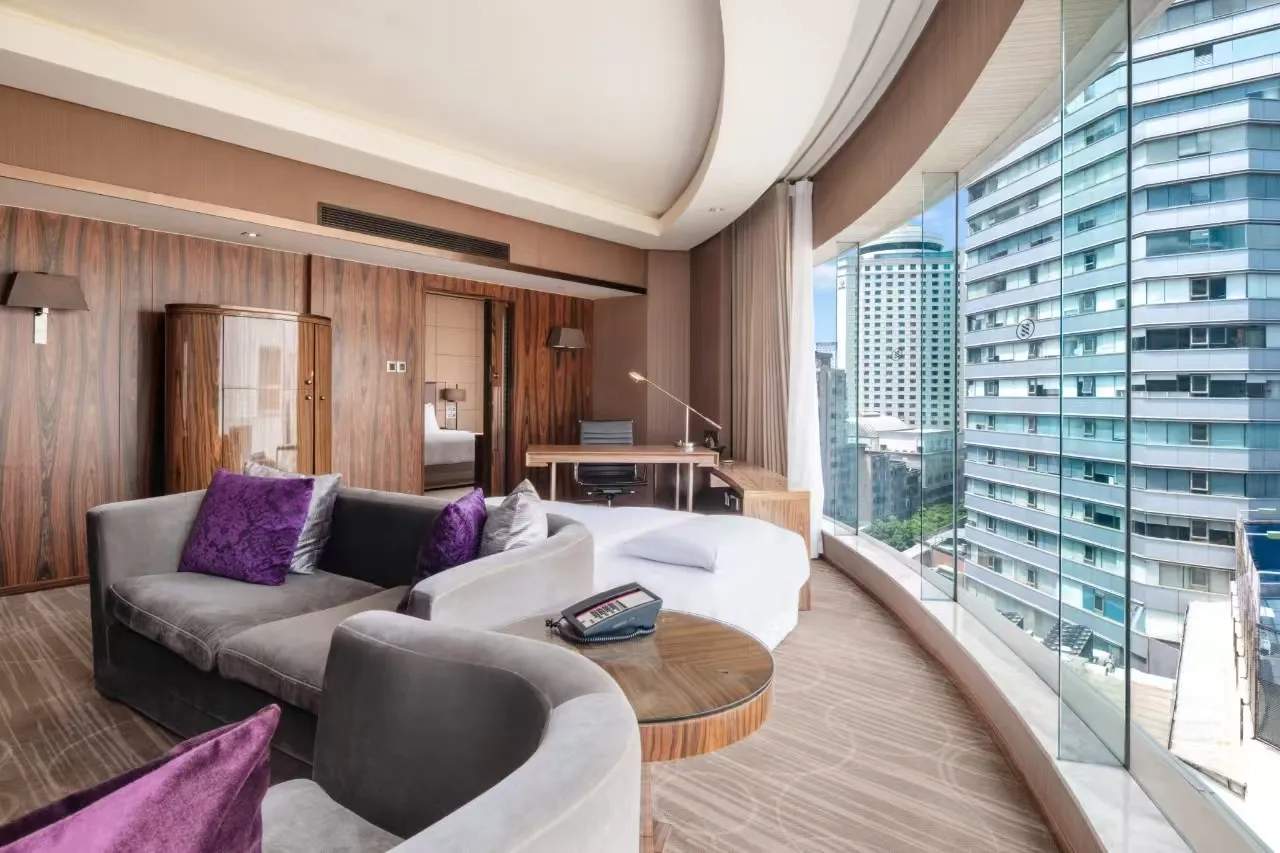 Crowne Plaza Kunming City Centre — rooms and atmosphere