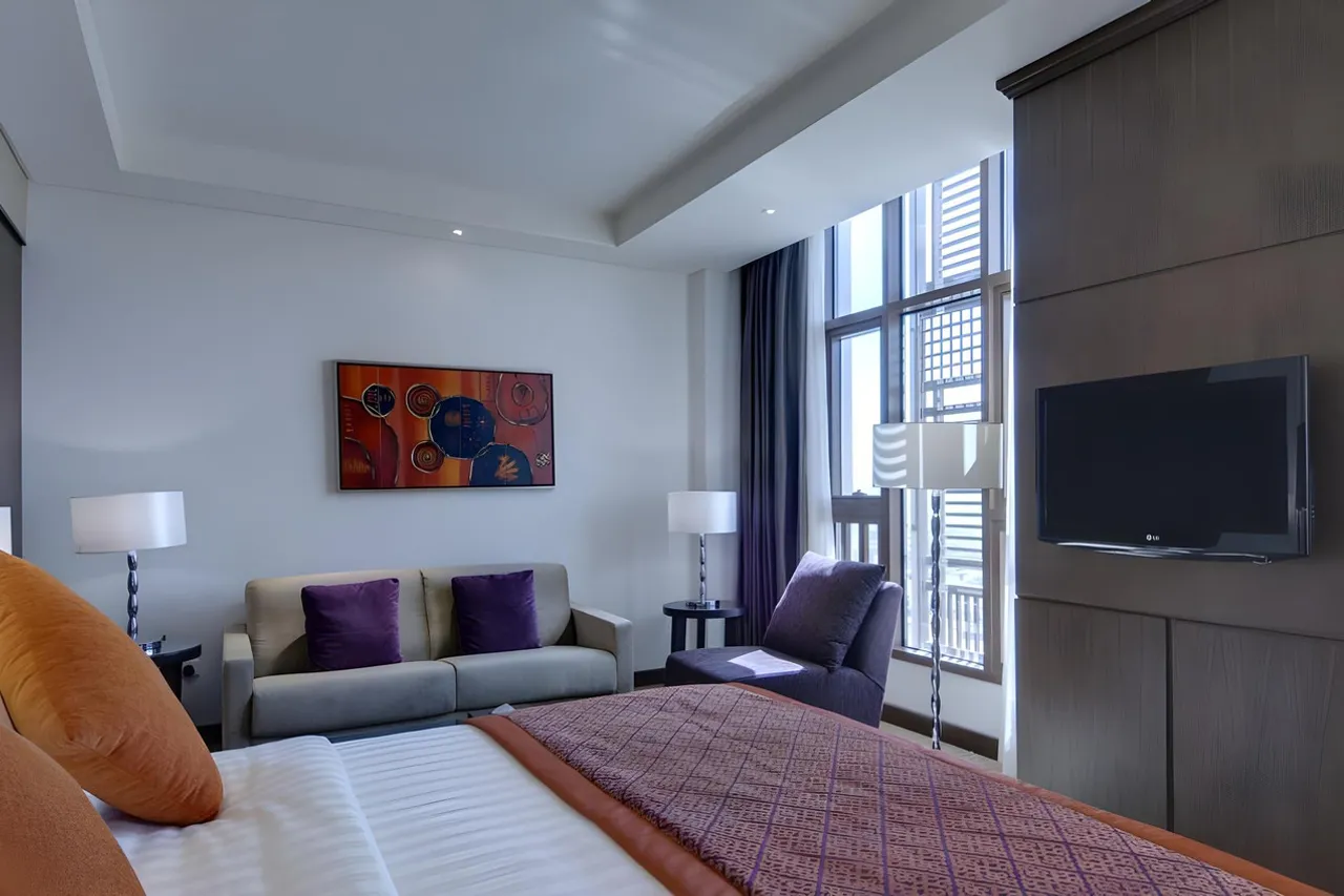 Crowne Plaza Madinah by IHG — ภาพห้องพักและบรรยากาศ