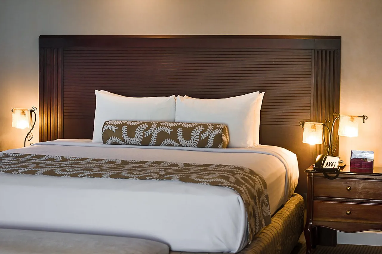 Crowne Plaza Managua — rooms and atmosphere