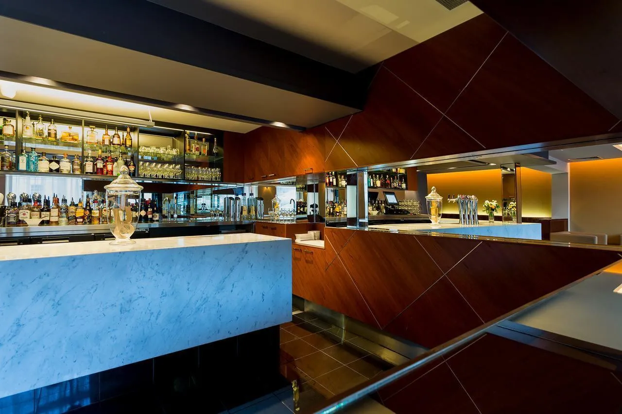 Customs House Hotel — rooms and atmosphere