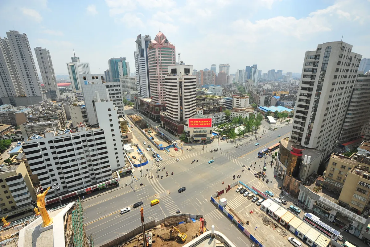 Da Zhen Hotel Kunming — rooms and atmosphere