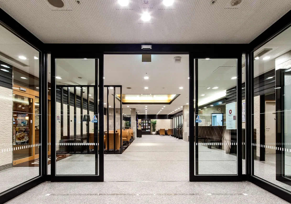 Daiwa Roynet Hotel Kobe-Sannomiya — rooms and atmosphere