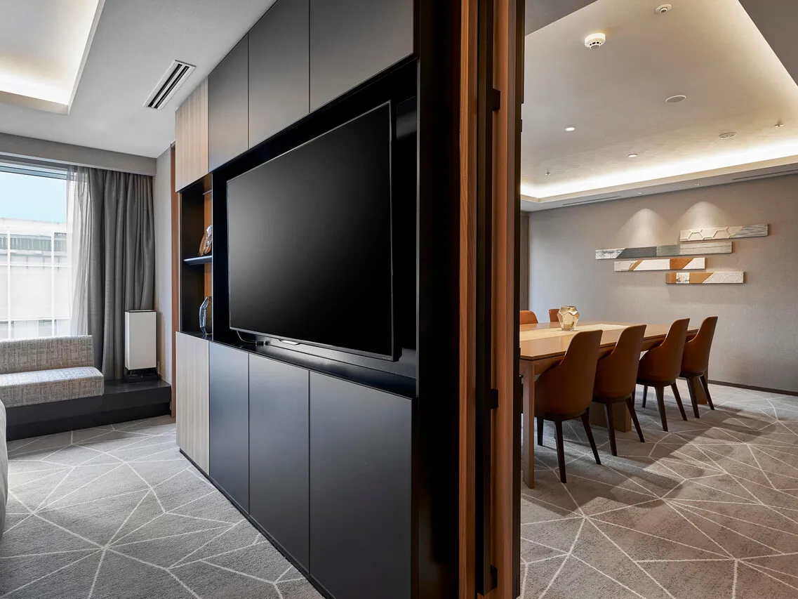 Daiwa Roynet Hotel Osaka Honmachi — rooms and atmosphere