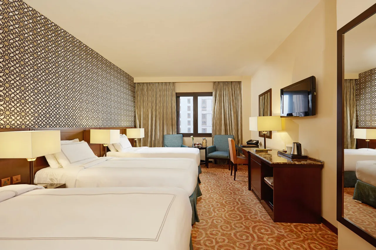 Dallah Taibah Hotel — ภาพห้องพักและบรรยากาศ