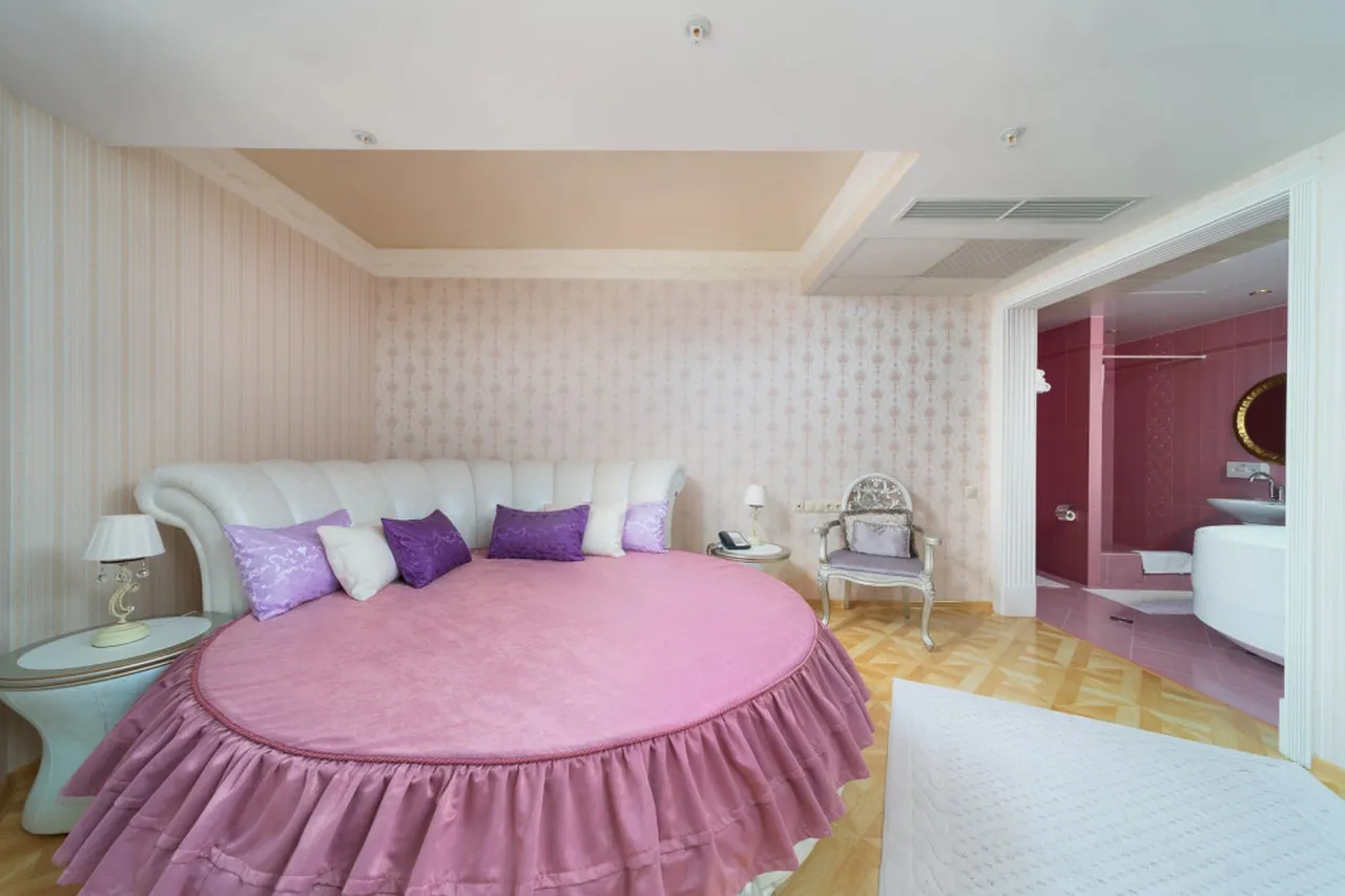 Denart Hotel — rooms and atmosphere