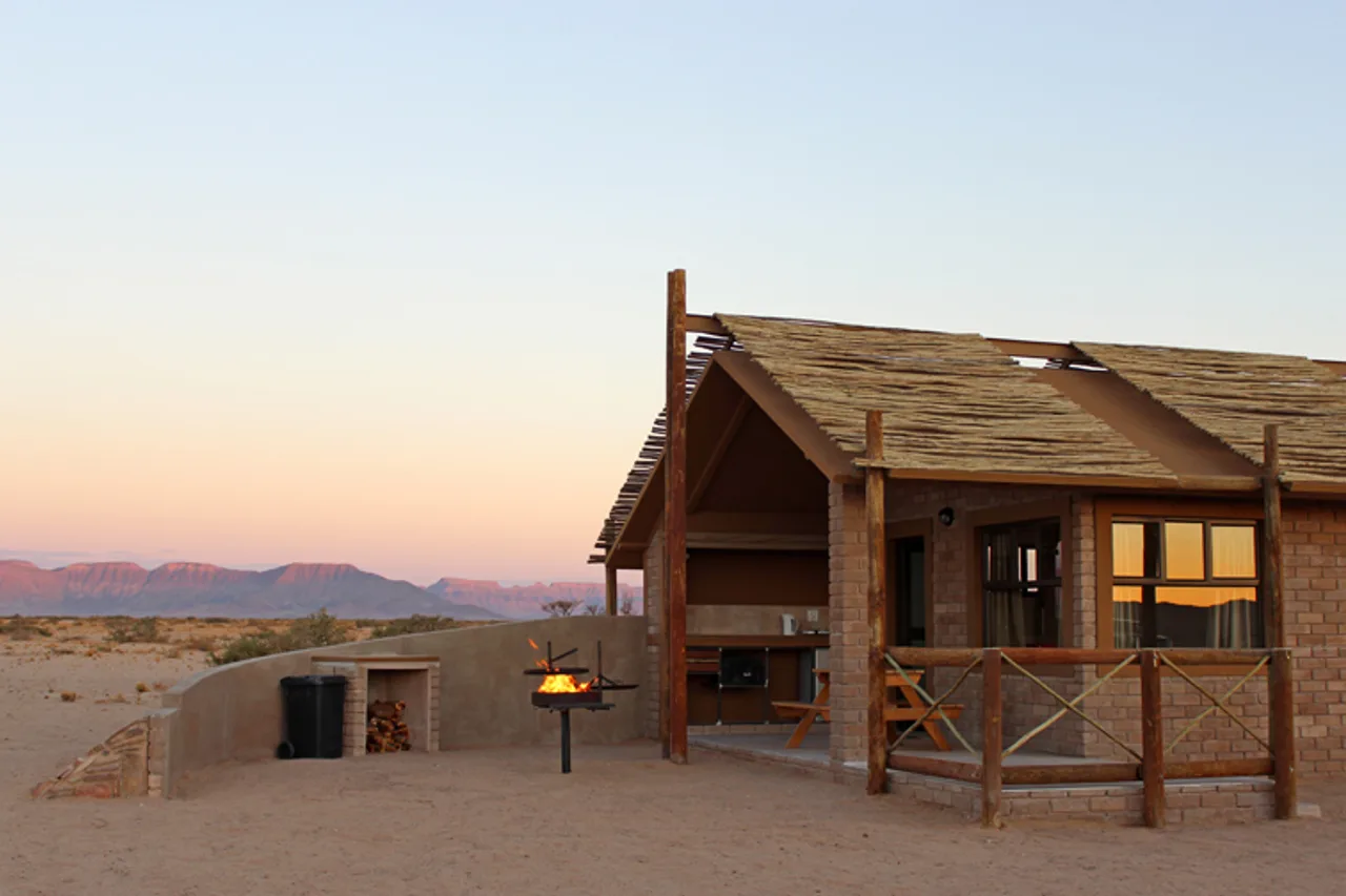 Desert Camp — ภาพห้องพักและบรรยากาศ