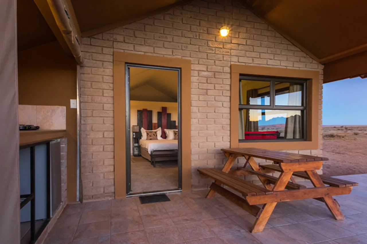 Desert Camp — ภาพห้องพักและบรรยากาศ