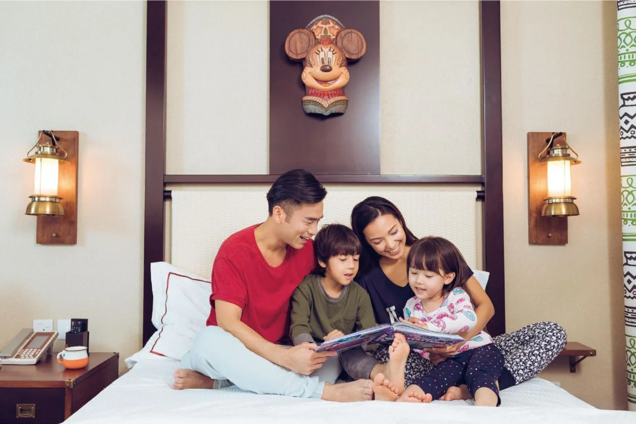 Disney Explorers Lodge — ภาพห้องพักและบรรยากาศ