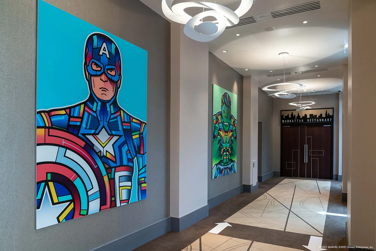 Disney's Hotel New York – The Art of Marvel — rooms and atmosphere