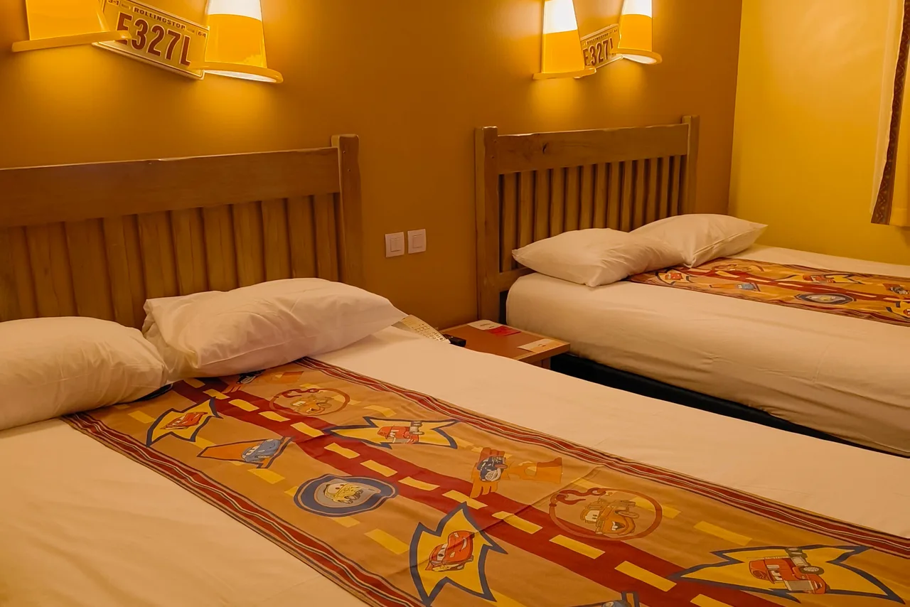 Disney's Hotel Santa Fe — rooms and atmosphere