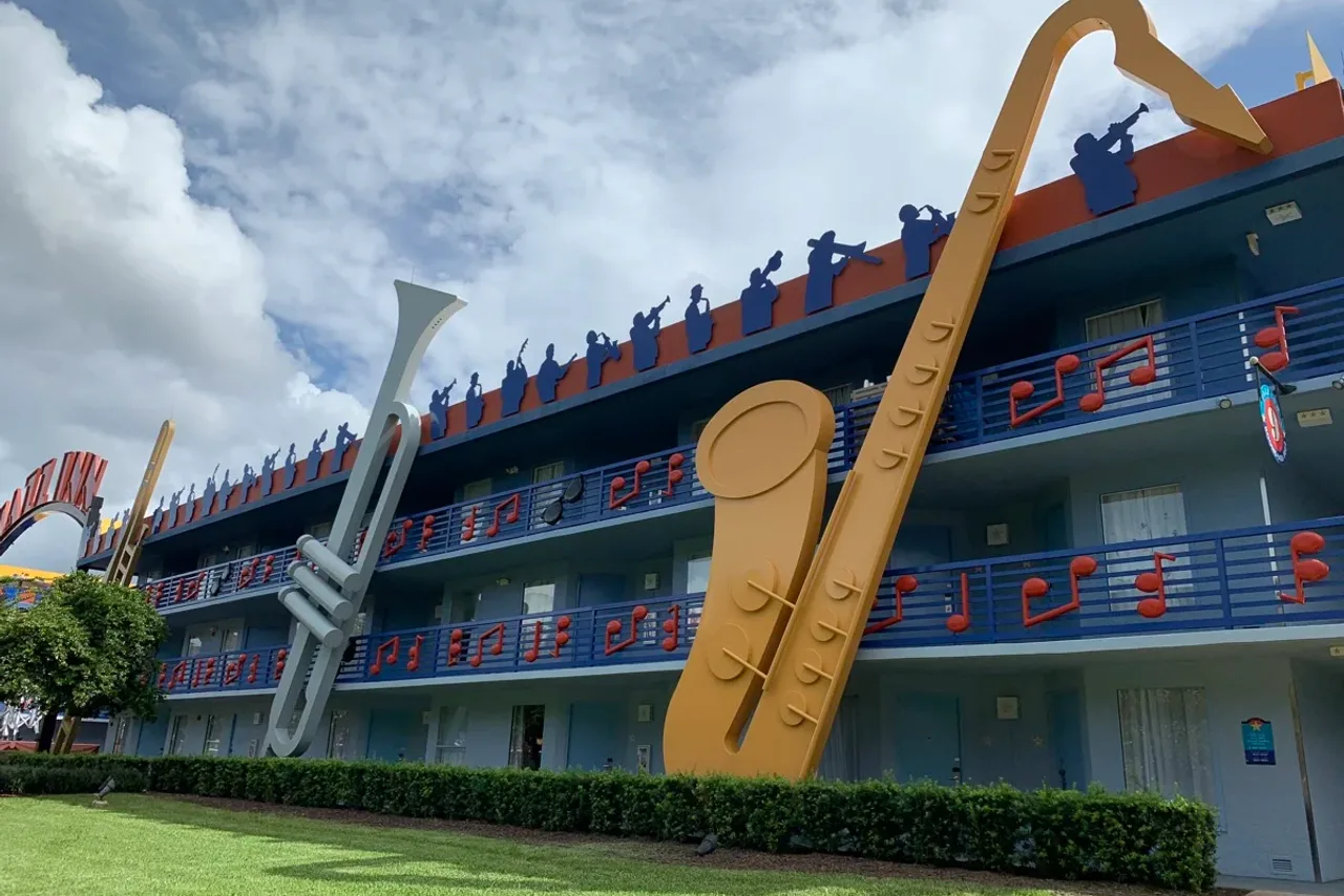 Disney's All-Star Music Resort — rooms and atmosphere