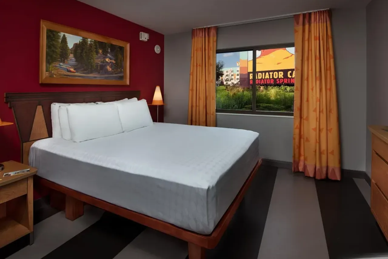 Disney's Art of Animation Resort — rooms and atmosphere