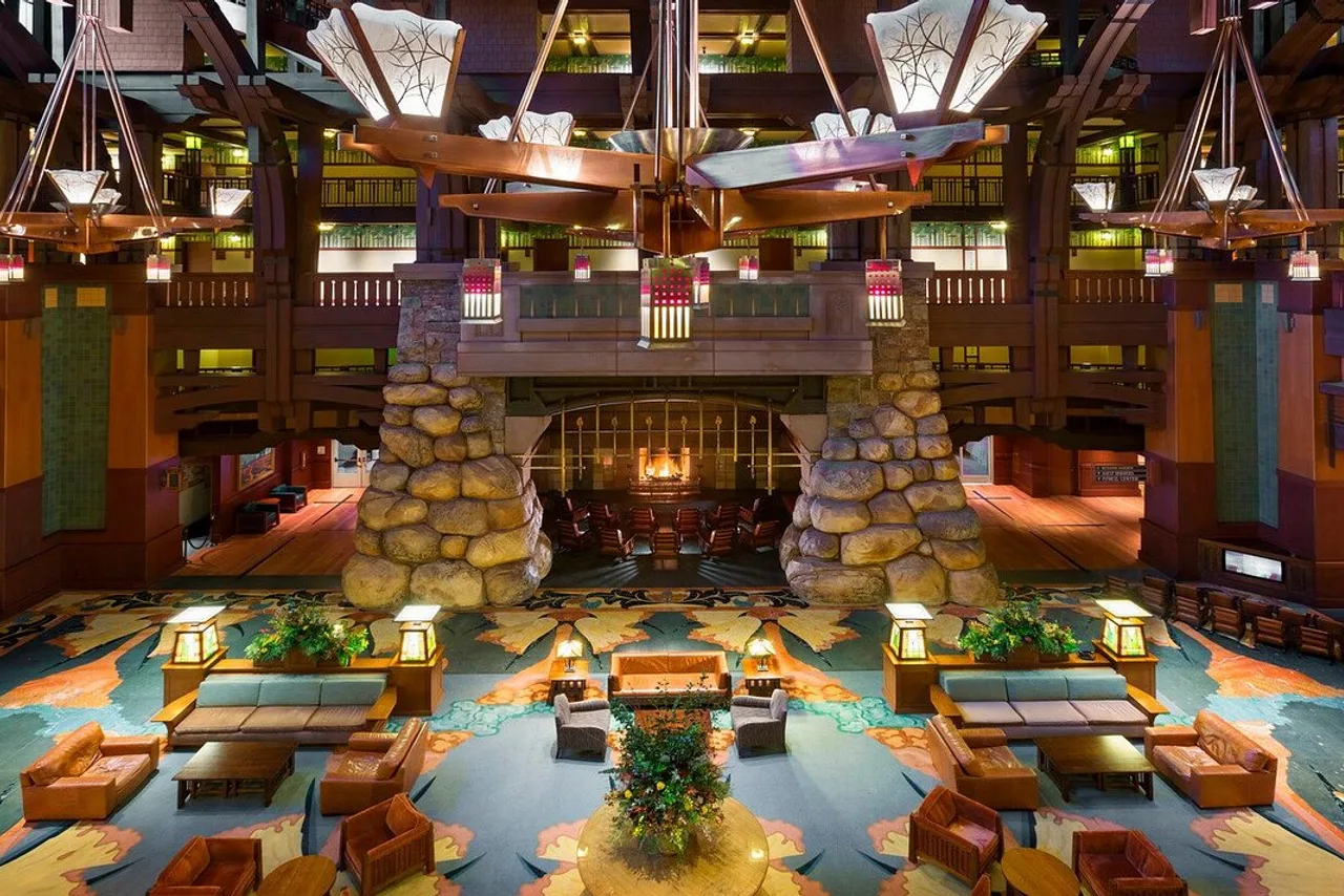 Disney's Grand Californian Hotel & Spa — rooms and atmosphere