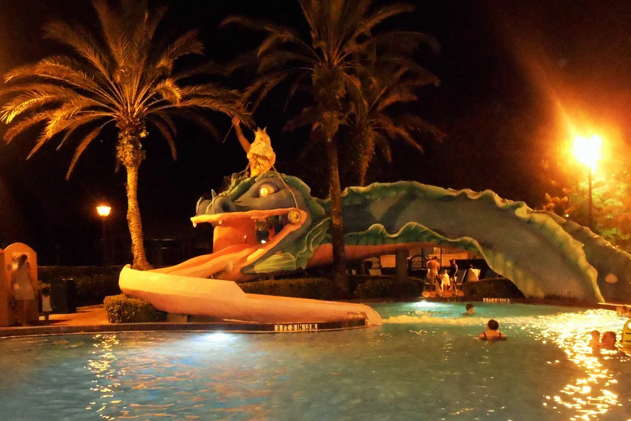 Disney's Port Orleans French Quarter Resort — rooms and atmosphere
