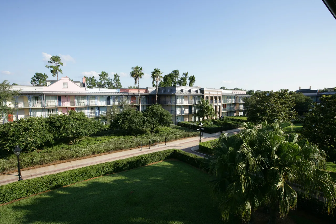 Disney's Port Orleans French Quarter Resort — rooms and atmosphere