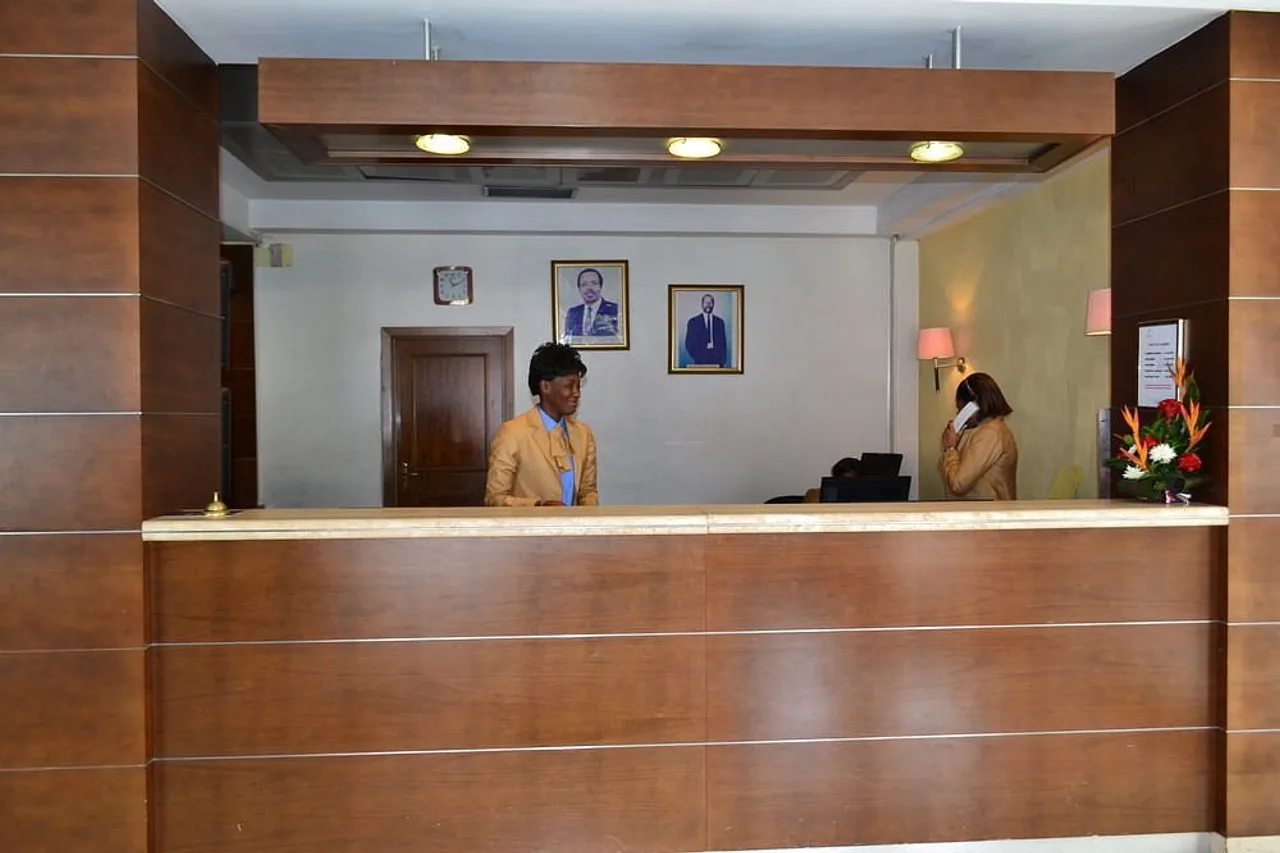 Djeuga Palace Hotel — rooms and atmosphere